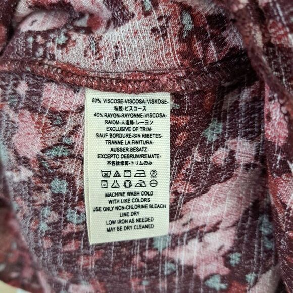 Free People All the Right Ruffles Women's Romper Red Multi Floral 3/4 Sleeve M - Picture 9 of 10